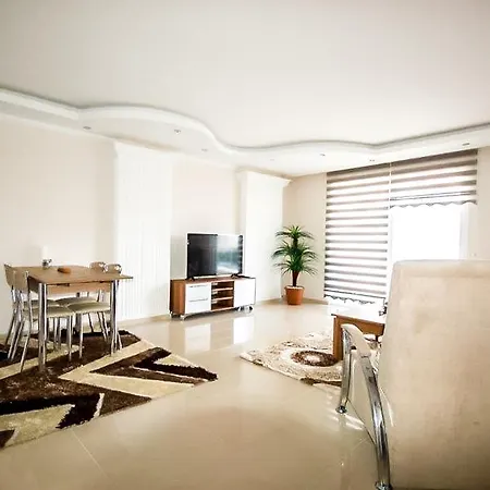 Apartamento Luxury Apartment, Fully Furnished