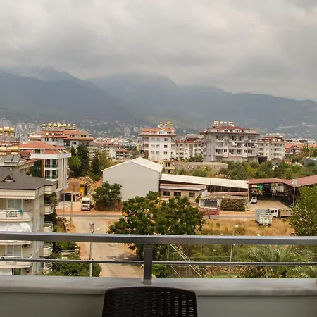 Luxury Apartment, Fully Furnished *